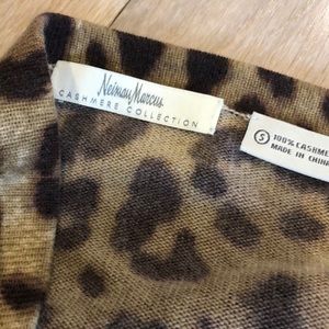 Neiman Marcus Cashmere Cropped shrug